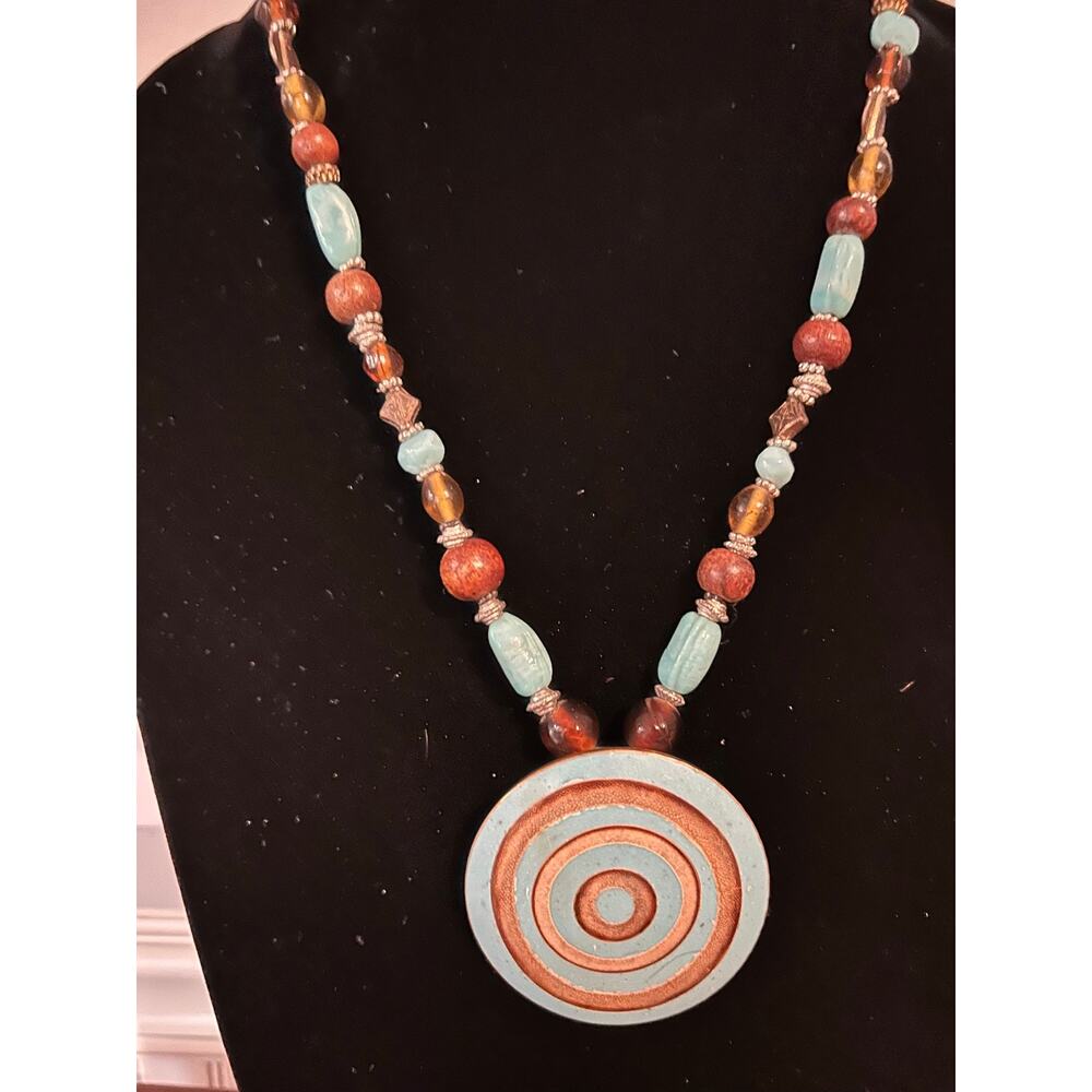 Turquoise - Picture 2 of 9